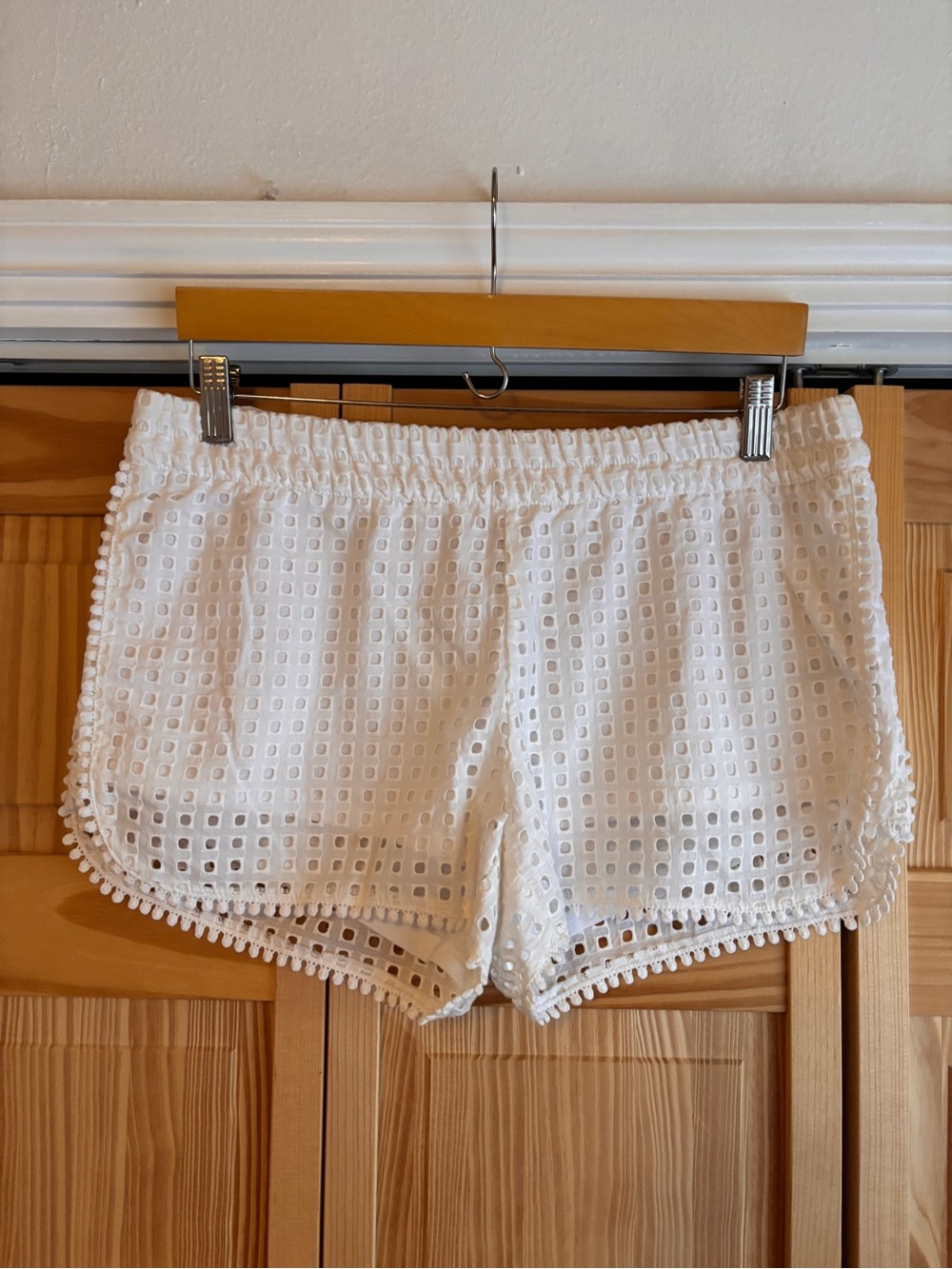 Lilly Pulitzer White Eyelet Pom-Trim Women's Shorts